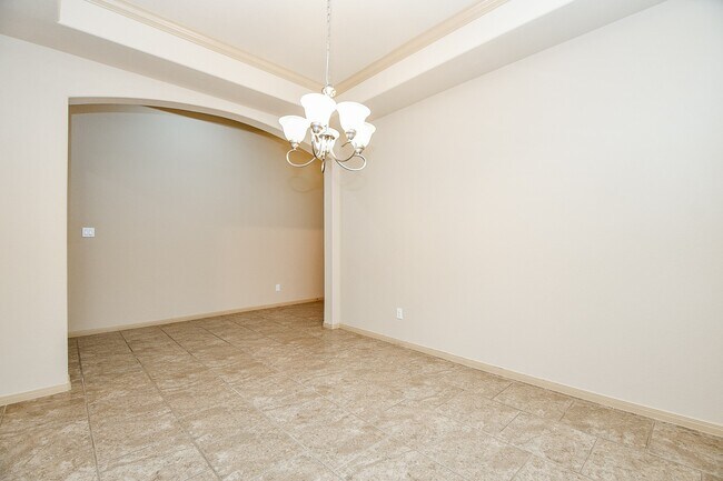 Building Photo - 11022 Ellison Ridge Dr