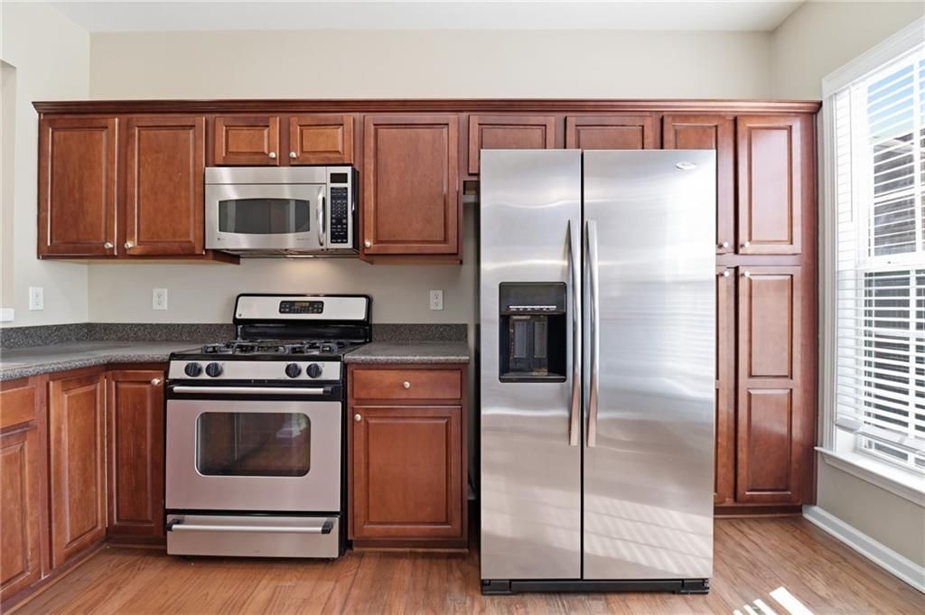 Building Photo - 1344 Thornborough Dr