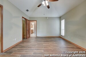 Building Photo - 1518 Vista Del Monte