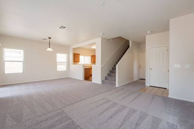 Building Photo - Great Location, 4 Bedrooms in Peoria!