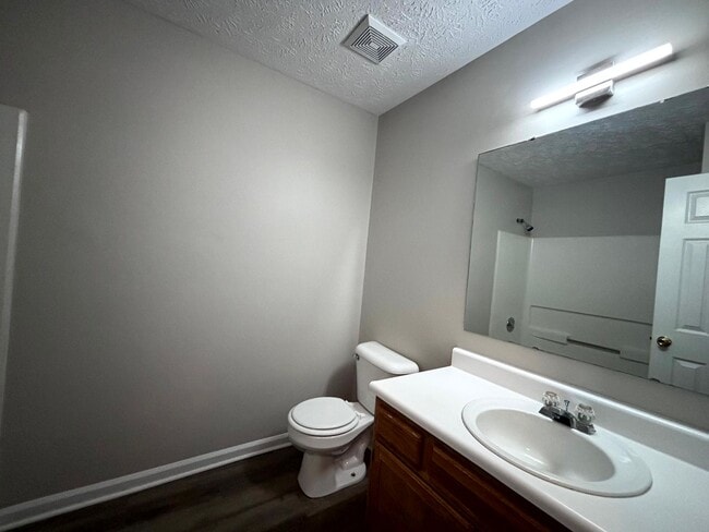 Building Photo - 2508 Lull Water Dr