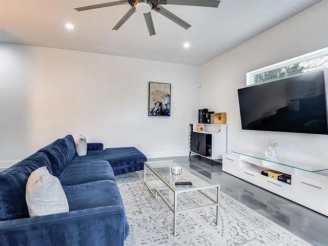 Building Photo - 130 Cisco