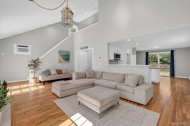 Building Photo - 155 Little Fresh Pond Rd