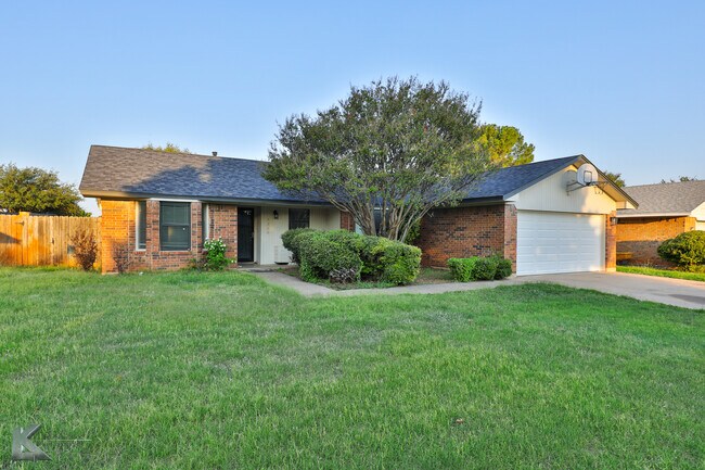 Primary Photo - 4350 Bluebonnet Ct