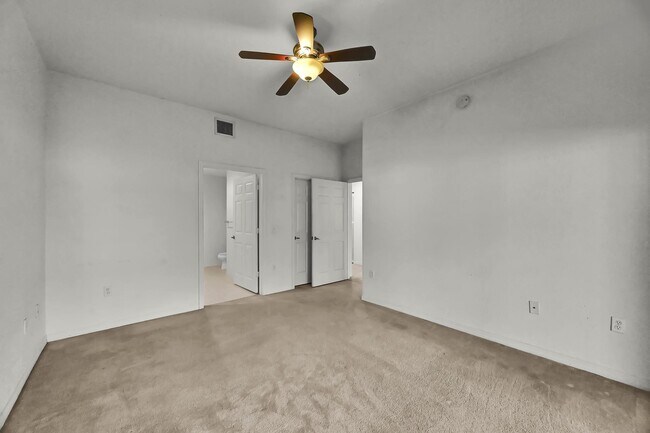 Building Photo - 1846 Pelican Dr