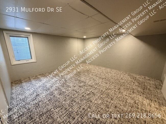 Building Photo - 2931 Mulford Dr SE