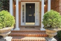 Building Photo - 460 Ivy Park Ln NE