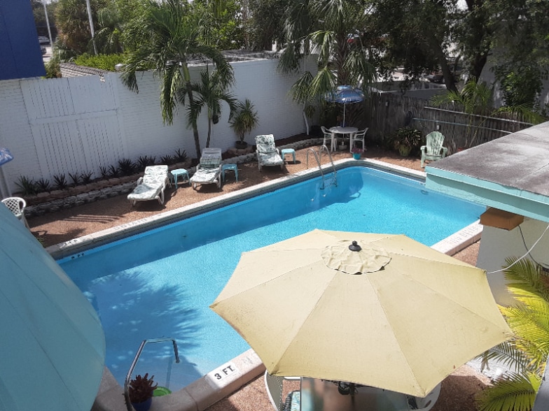 Building Photo - 4394 N Federal Hwy