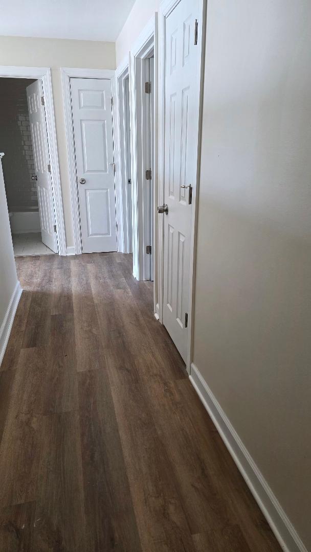 Building Photo - 5 Arrowhead Dr