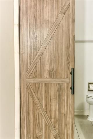 Building Photo - 7906 Royal Ln