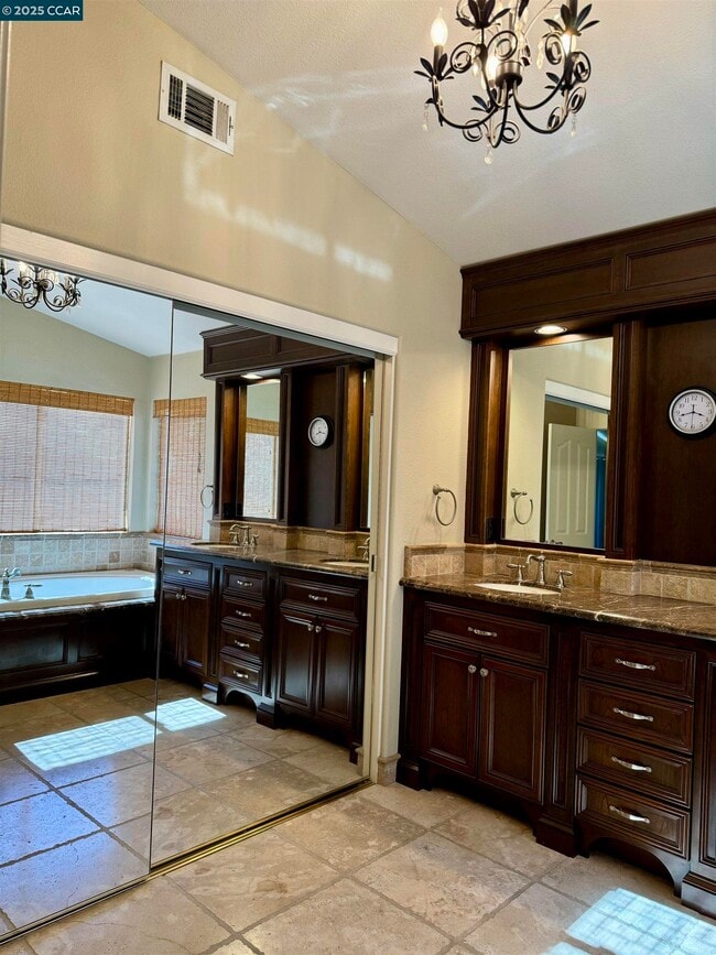Building Photo - 5179 Keller Ridge Dr
