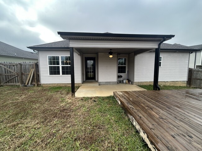 Building Photo - 721 Tidwell Dr