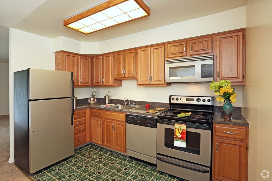 Sanbrook Apartments 2443 Black River Rd Bethlehem PA 18015