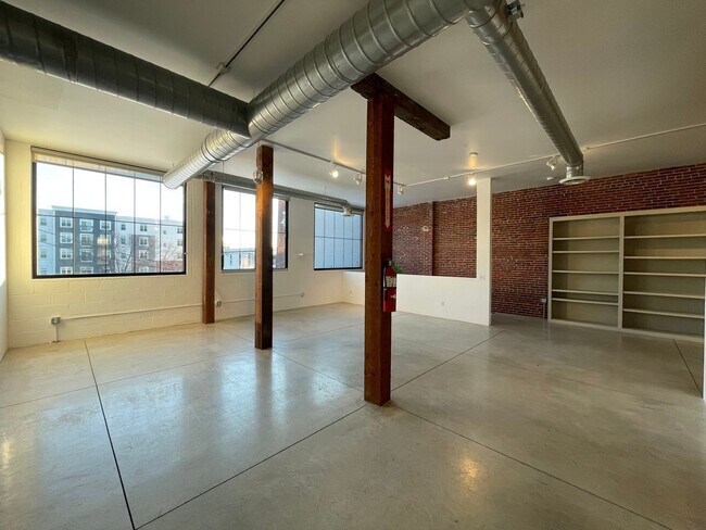 Building Photo - 54 Old Granite St