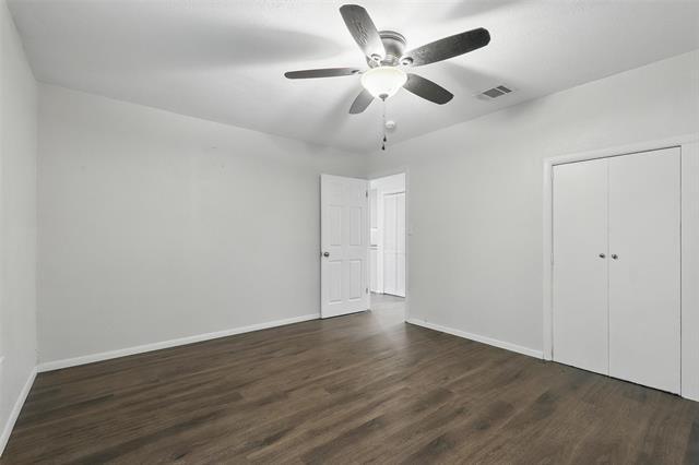 Building Photo - 9337 Heron Dr