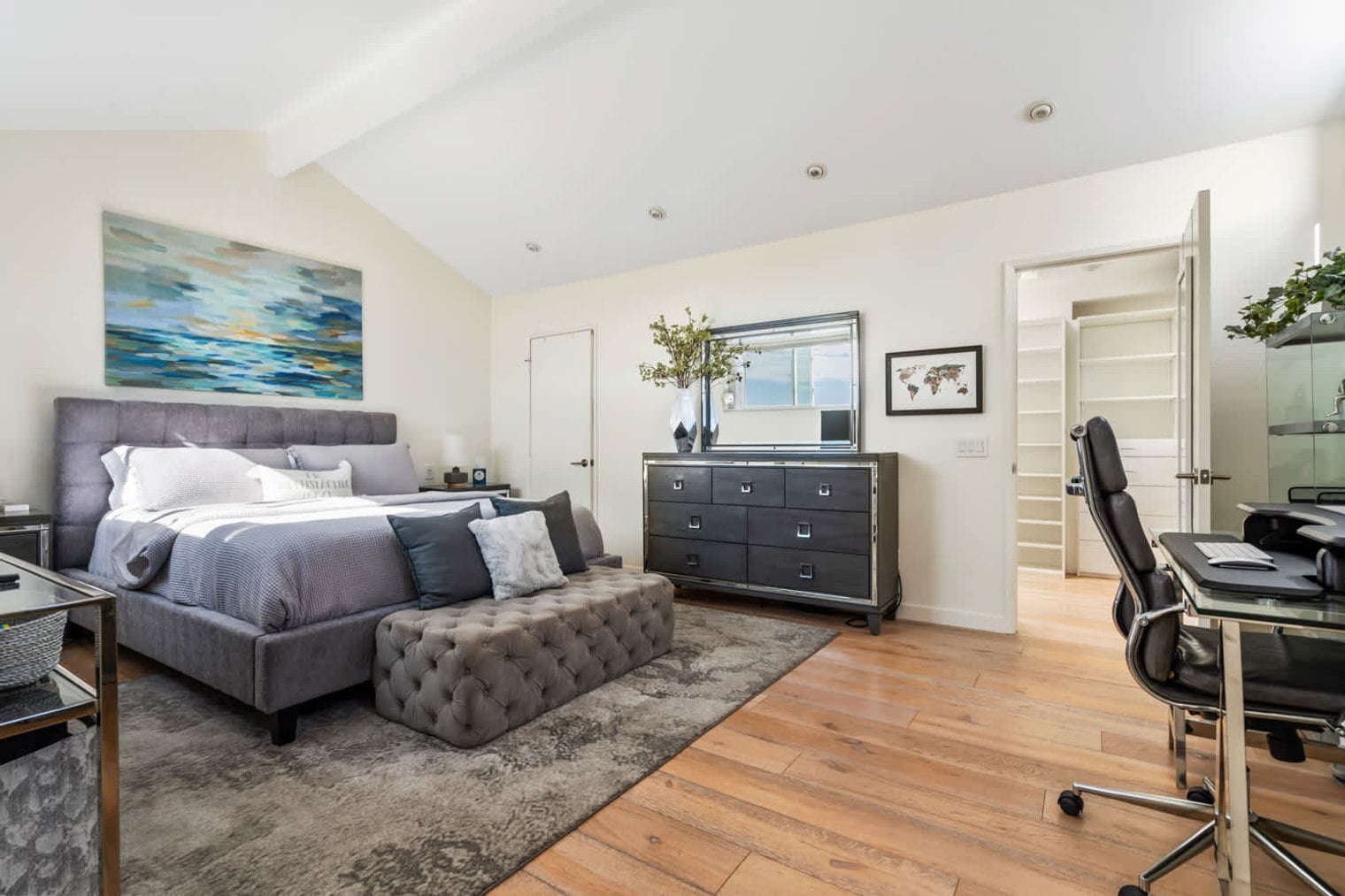 Building Photo - 301 Crocus Ct