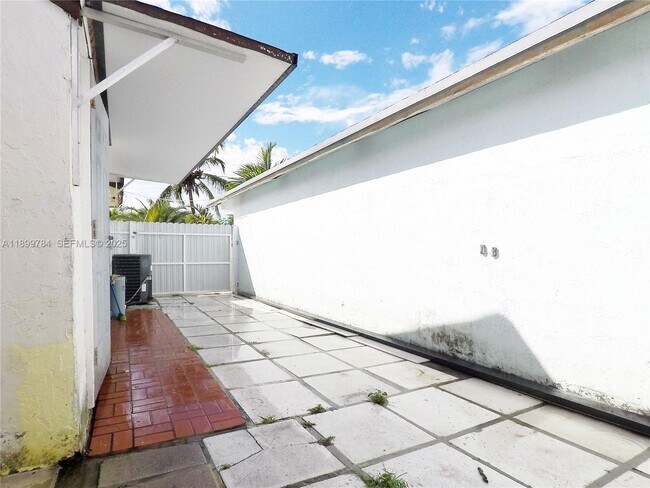 Building Photo - 19823 SW 123rd Pl