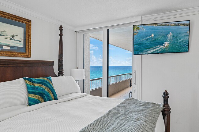 Building Photo - 5540 N Ocean Dr
