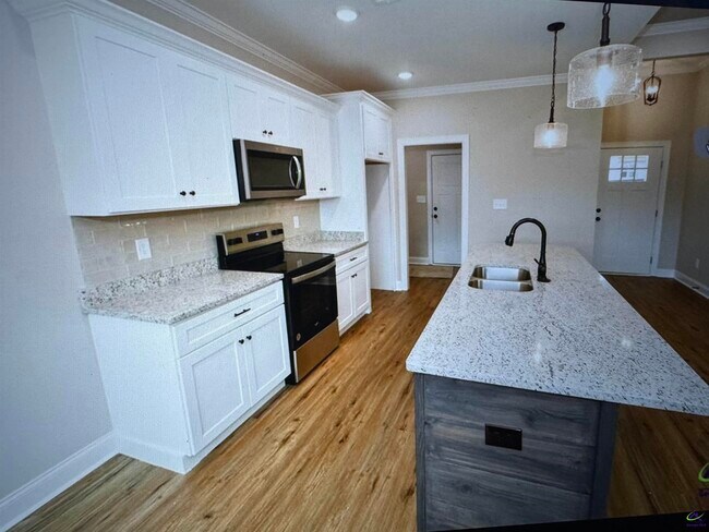Building Photo - 104 Sutter Butte PL