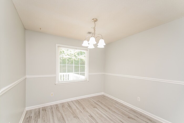 Building Photo - 107 Chiswick Ct