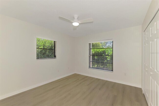 Building Photo - 2340 Palmetto St