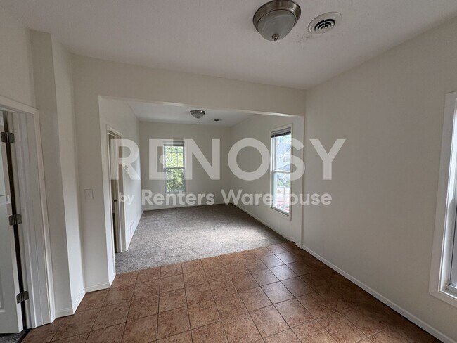 Building Photo - 708 Randolph Ave
