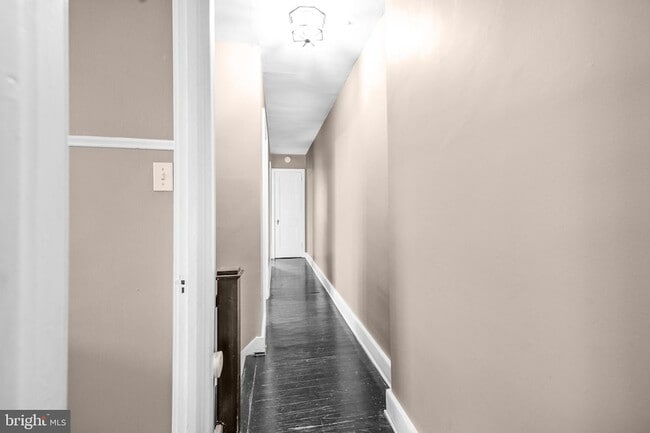 Building Photo - 123 Eastlawn Ave