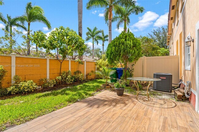 Building Photo - 2350 SW 86th Way