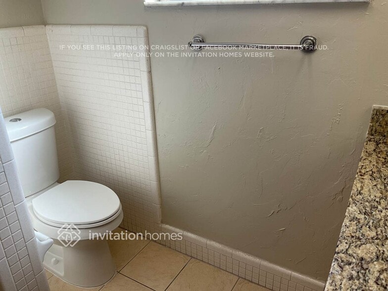 Building Photo - 222 SE 43rd St