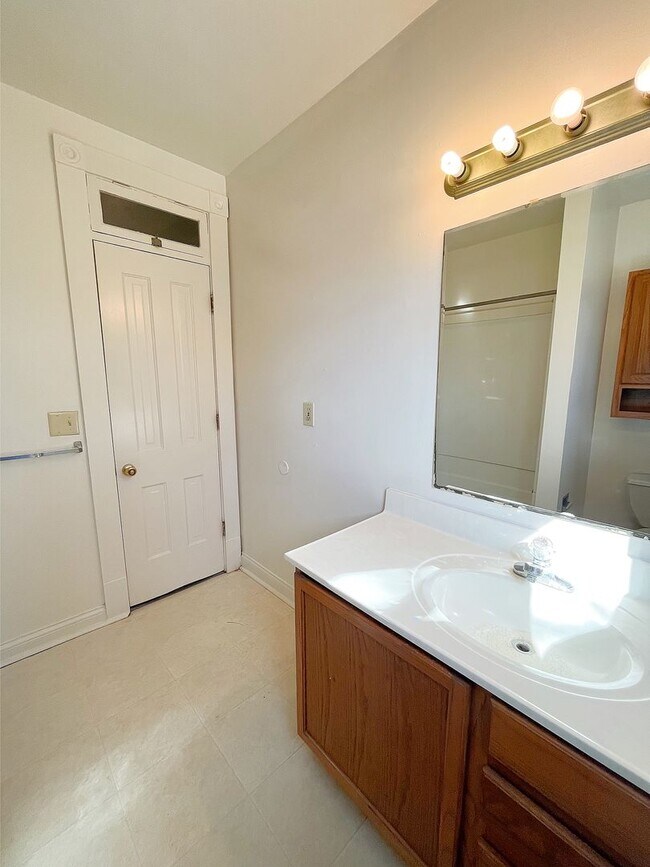 Building Photo - 1315-1317 North 18th Street