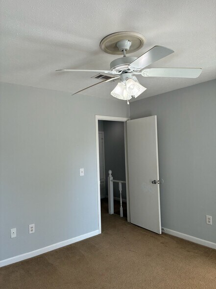 Building Photo - 6269 Woodrun Pl