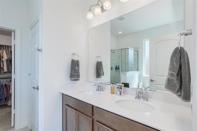 Building Photo - 1104 Elijah Dr