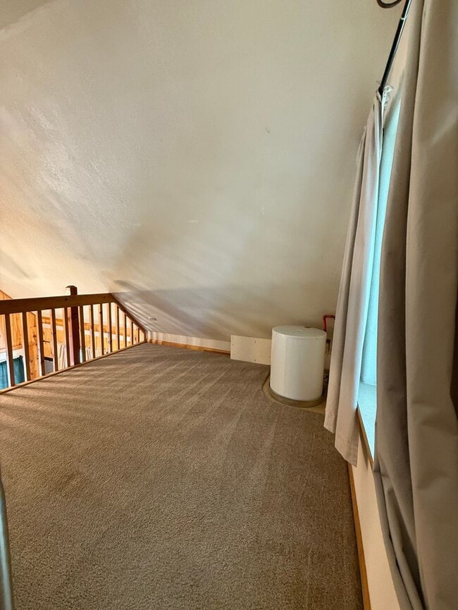 Building Photo - Cozy Guest House in Semi-Rural Location w/...
