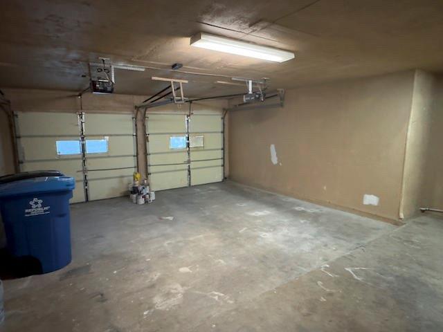 Building Photo - 12105 Missel Thrush Ct