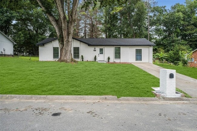 Building Photo - 6073 Fieldcrest Dr