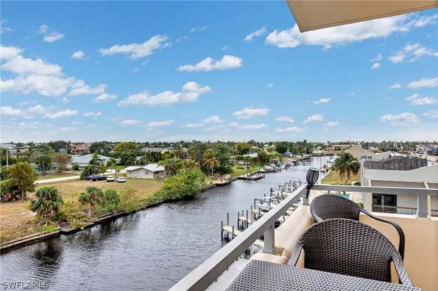 Building Photo - 1766 Cape Coral Pkwy E
