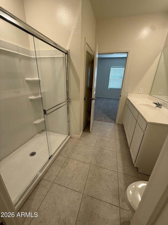 Building Photo - 2073 Driftwood Dr
