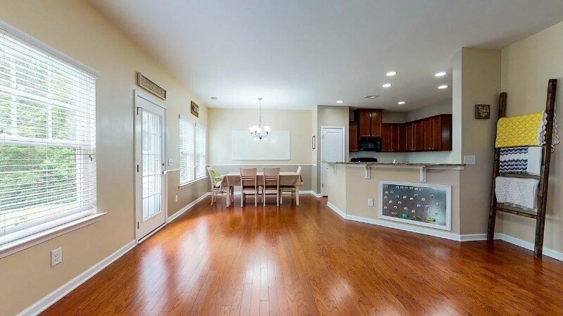 Building Photo - 106 Blackwater Way