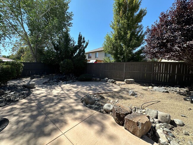 Building Photo - Curti Ranch House