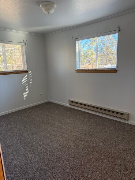 Main Level Bedroom - 11 Sun Way