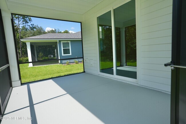 Building Photo - 308 Spruce Hl Pt