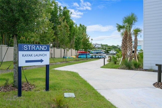 Building Photo - 1709 N Tamiami Trl