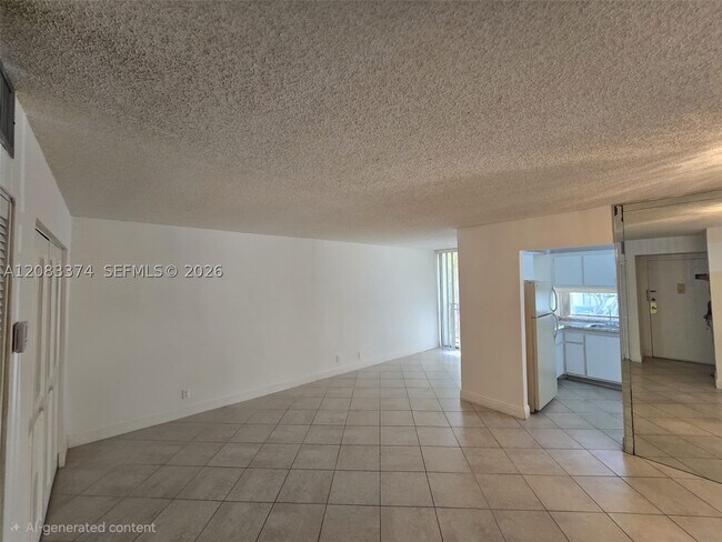 Building Photo - 16919 N Bay Rd