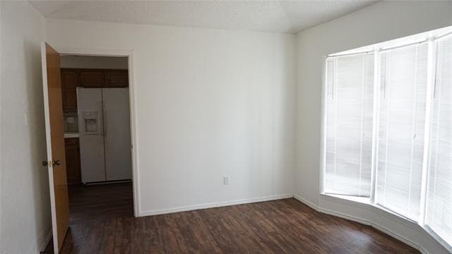 Building Photo - 1018 Fair Oaks Dr