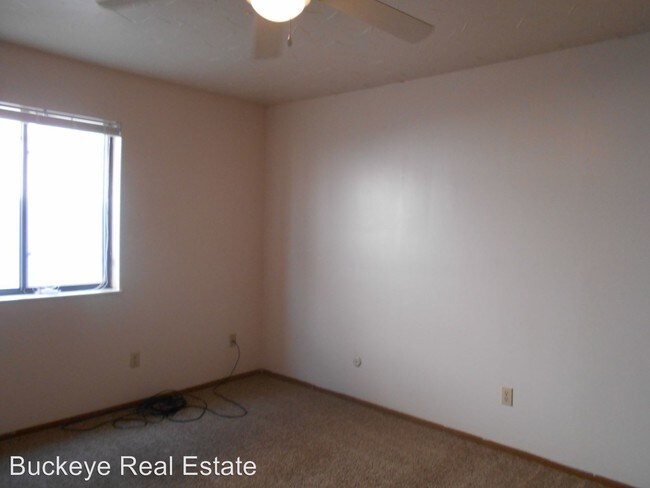 Building Photo - 53 E 12th Ave