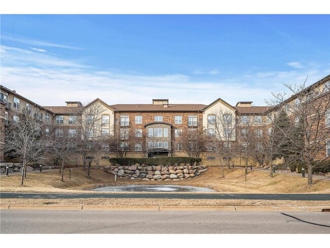 Primary Photo - Sparkling 2 Bedroom Condo in Southwest Sta...