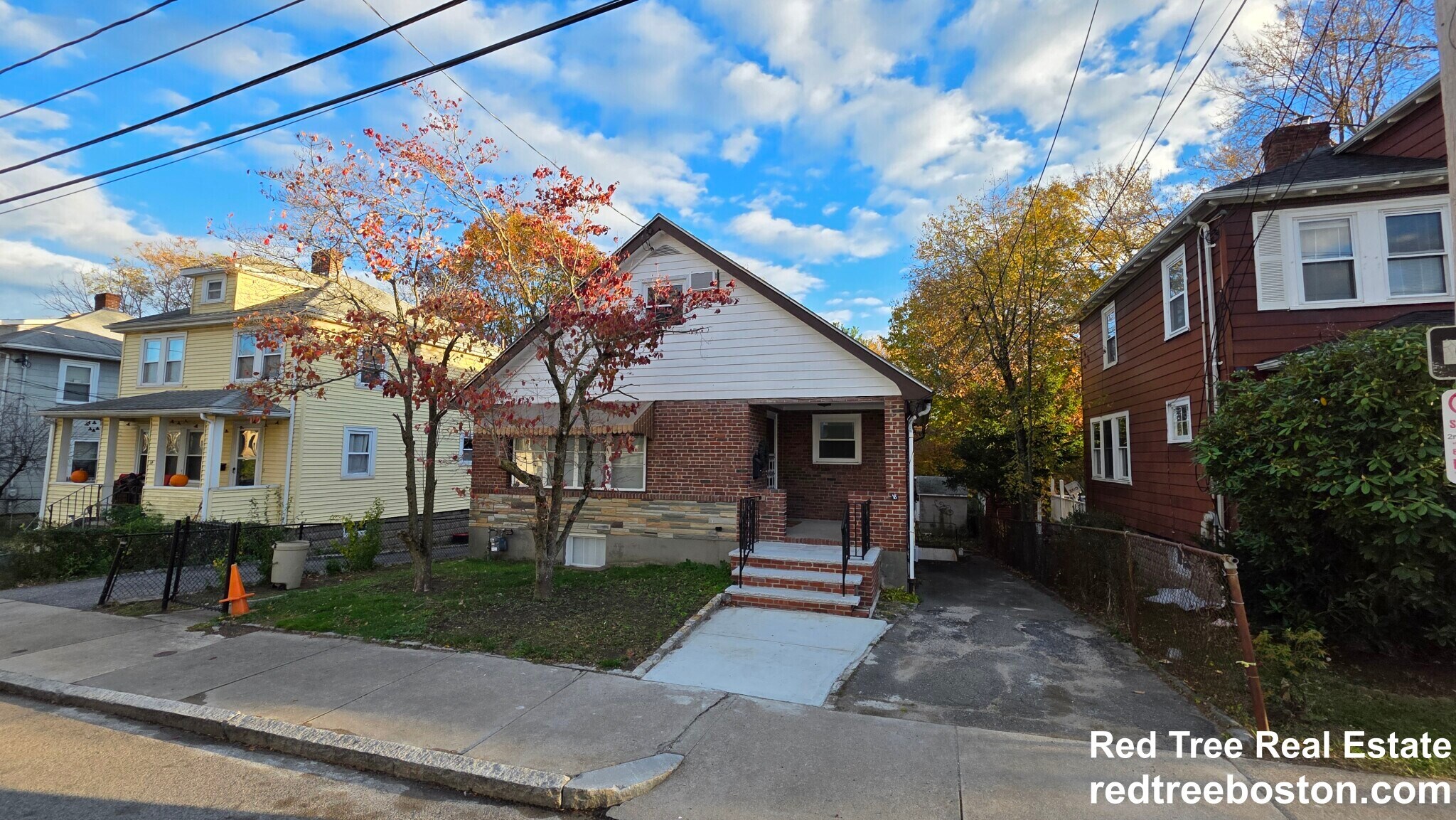 Building Photo - 18 Cresthill Rd