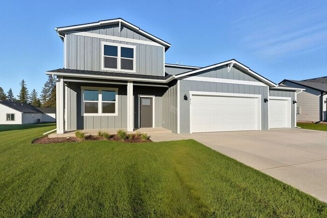 Building Photo - Spacious 4-Bedroom Home with Loft, 3 Baths & 3-Car Garage