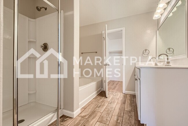 Building Photo - 902 Marble Creek Dr