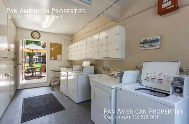 Building Photo - 335 S Los Robles Ave